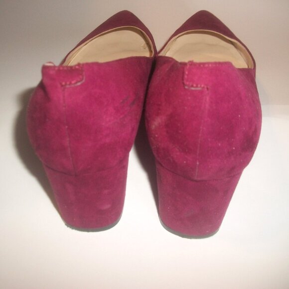 Nine West Pointy Plum Suede Low-Heel Pumps with Broad 2.25" Heels 8M - Picture 7 of 8